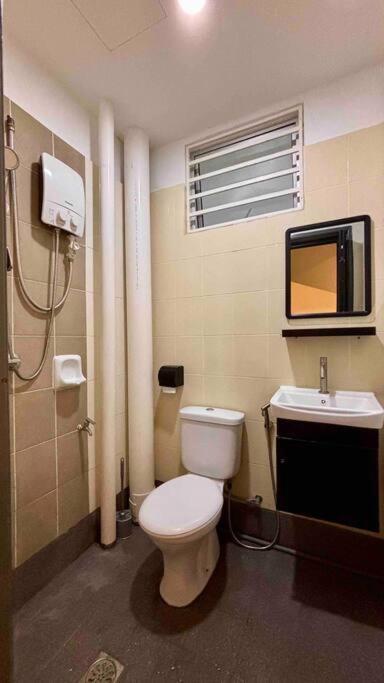 Moderm Spacious 6Pax S Pice Penang บายันเลอปาส ภายนอก รูปภาพ